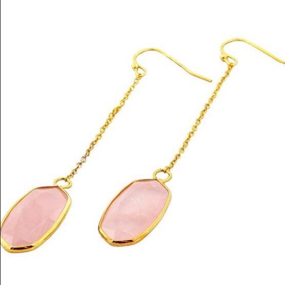 Blush Pink Earrings - Picture 1 of 2